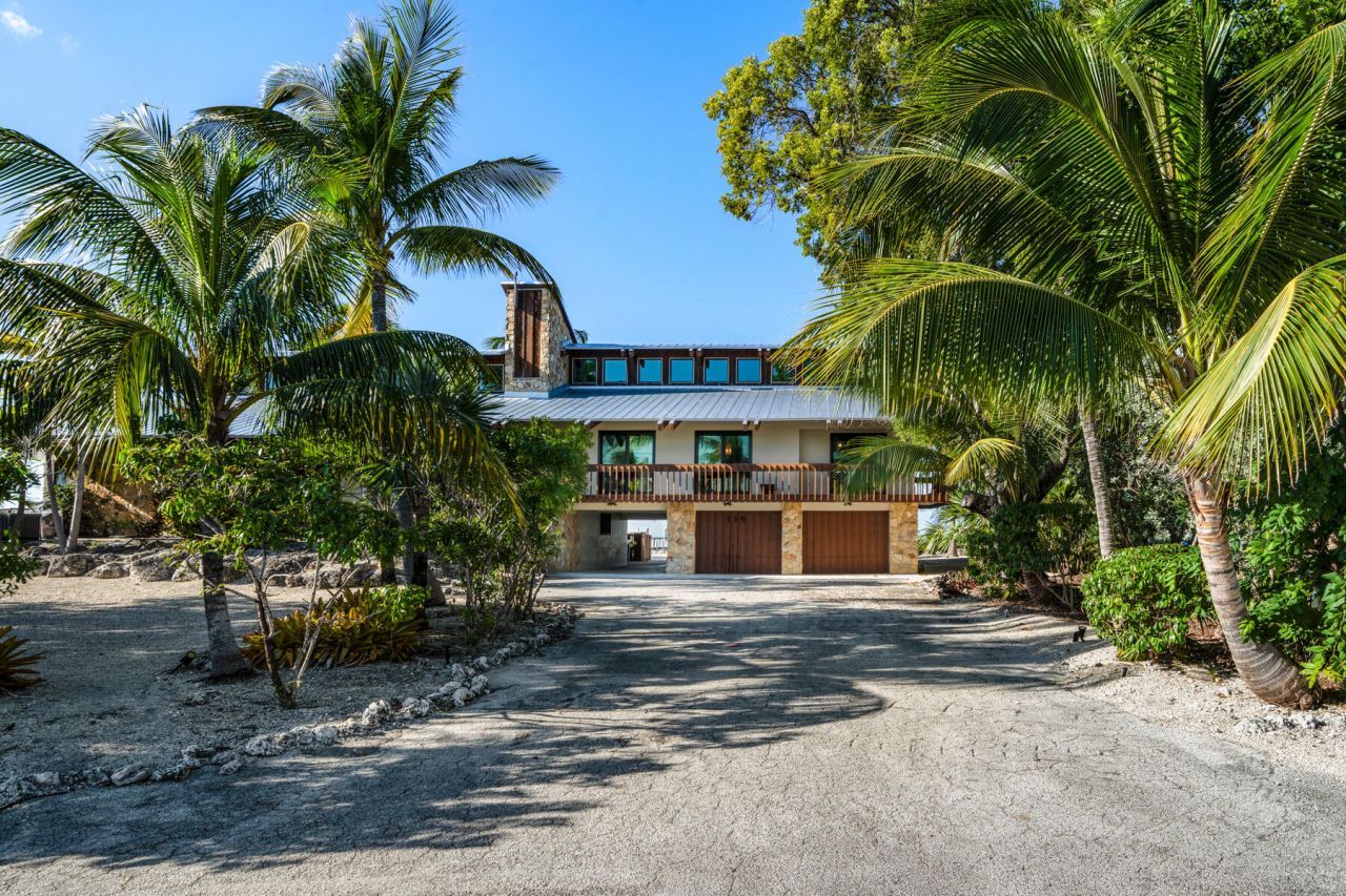 115 Windy Point Circle, Marathon, FL 33050 Photo