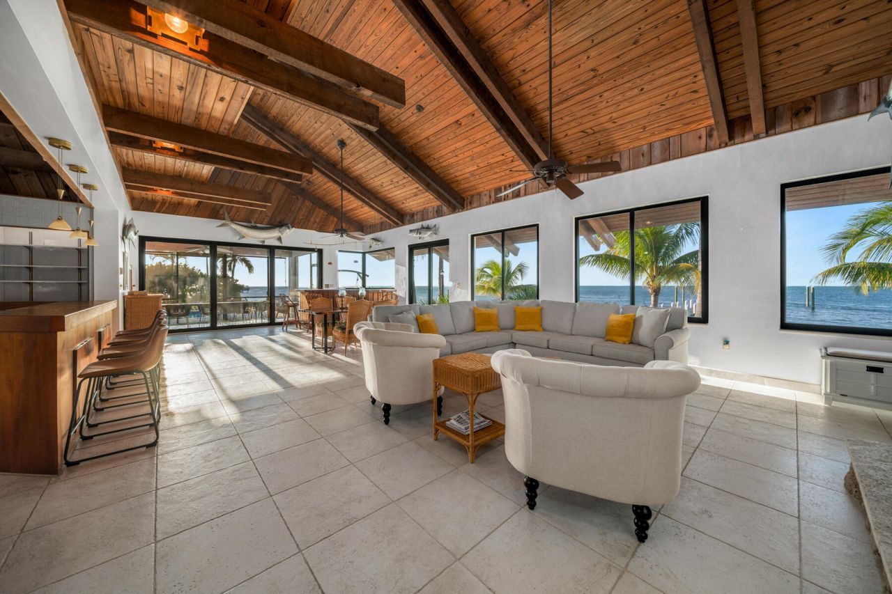 115 Windy Point Circle, Marathon, FL 33050 Photo