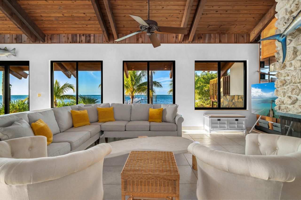 115 Windy Point Circle, Marathon, FL 33050 Photo