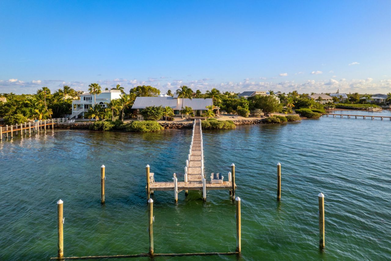 115 Windy Point Circle, Marathon, FL 33050 Photo