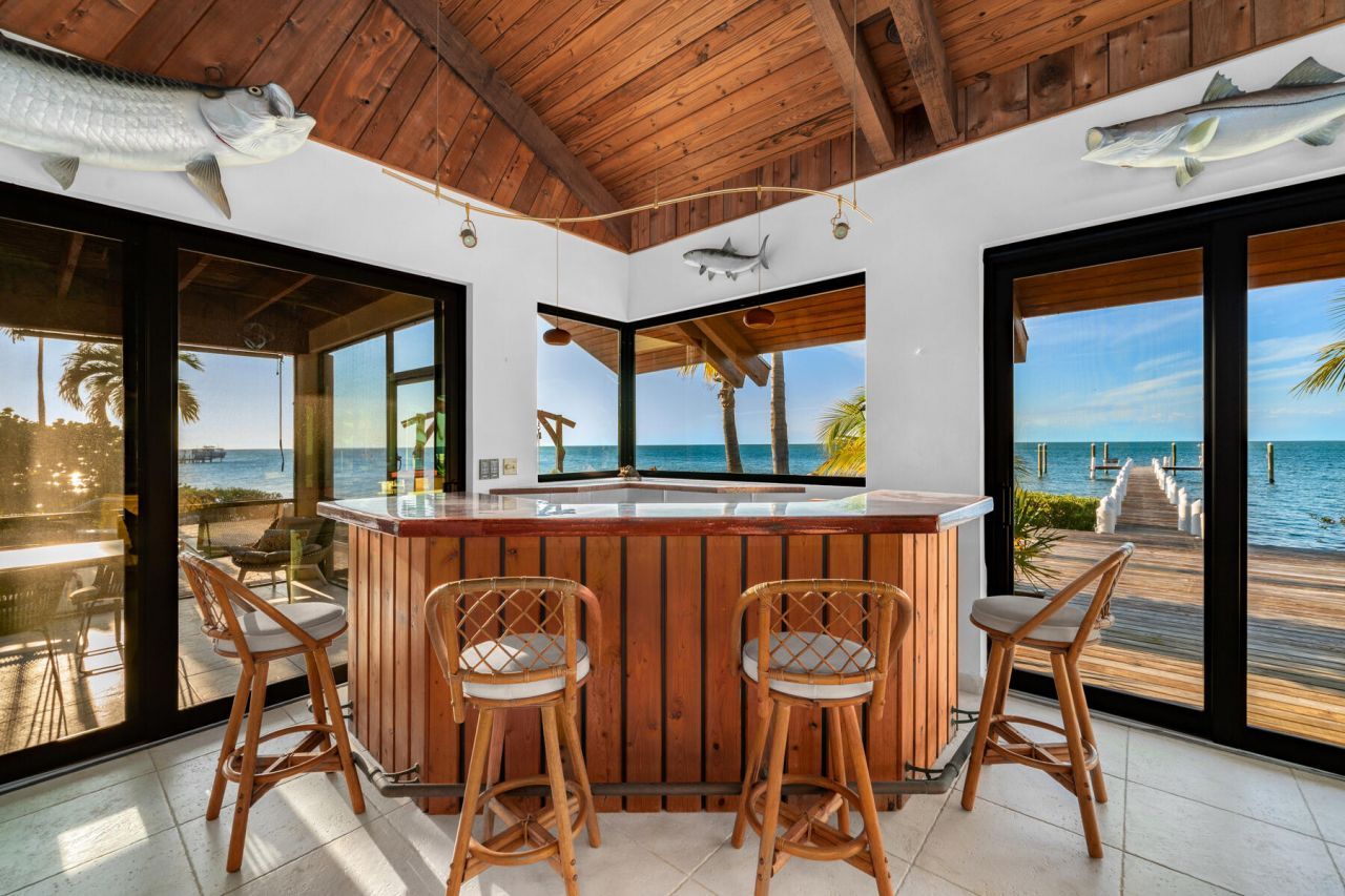 115 Windy Point Circle, Marathon, FL 33050 Photo