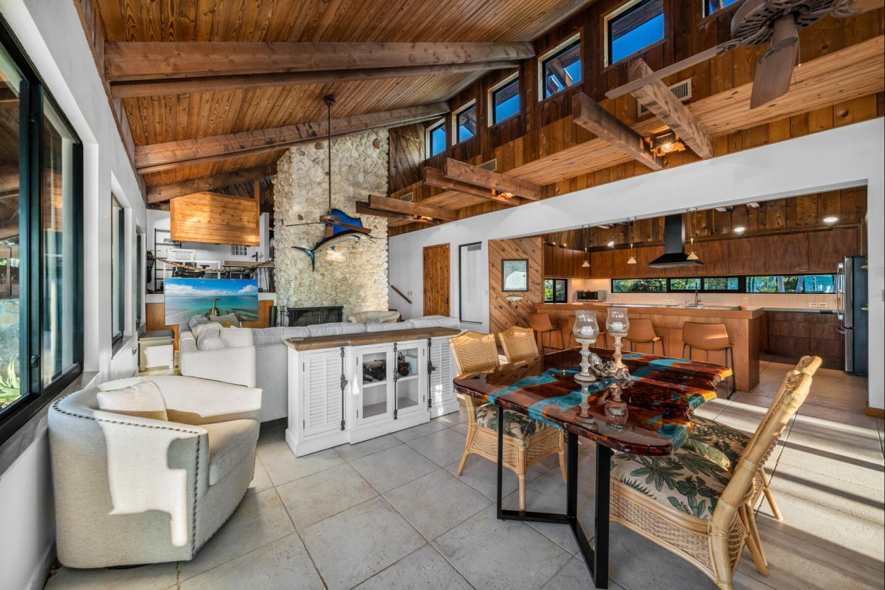 115 Windy Point Circle, Marathon, FL 33050 Photo