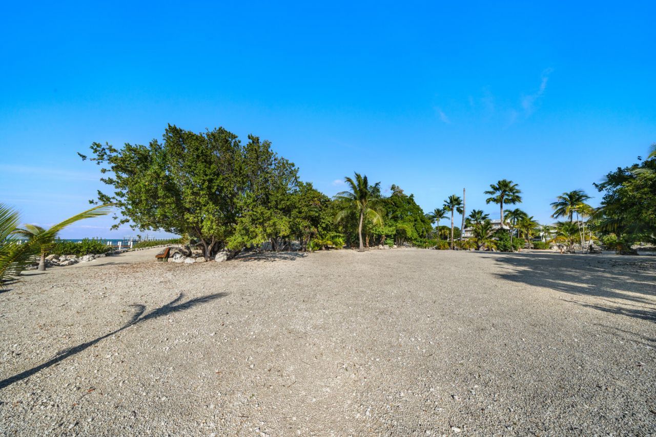115 Windy Point Circle, Marathon, FL 33050 Photo