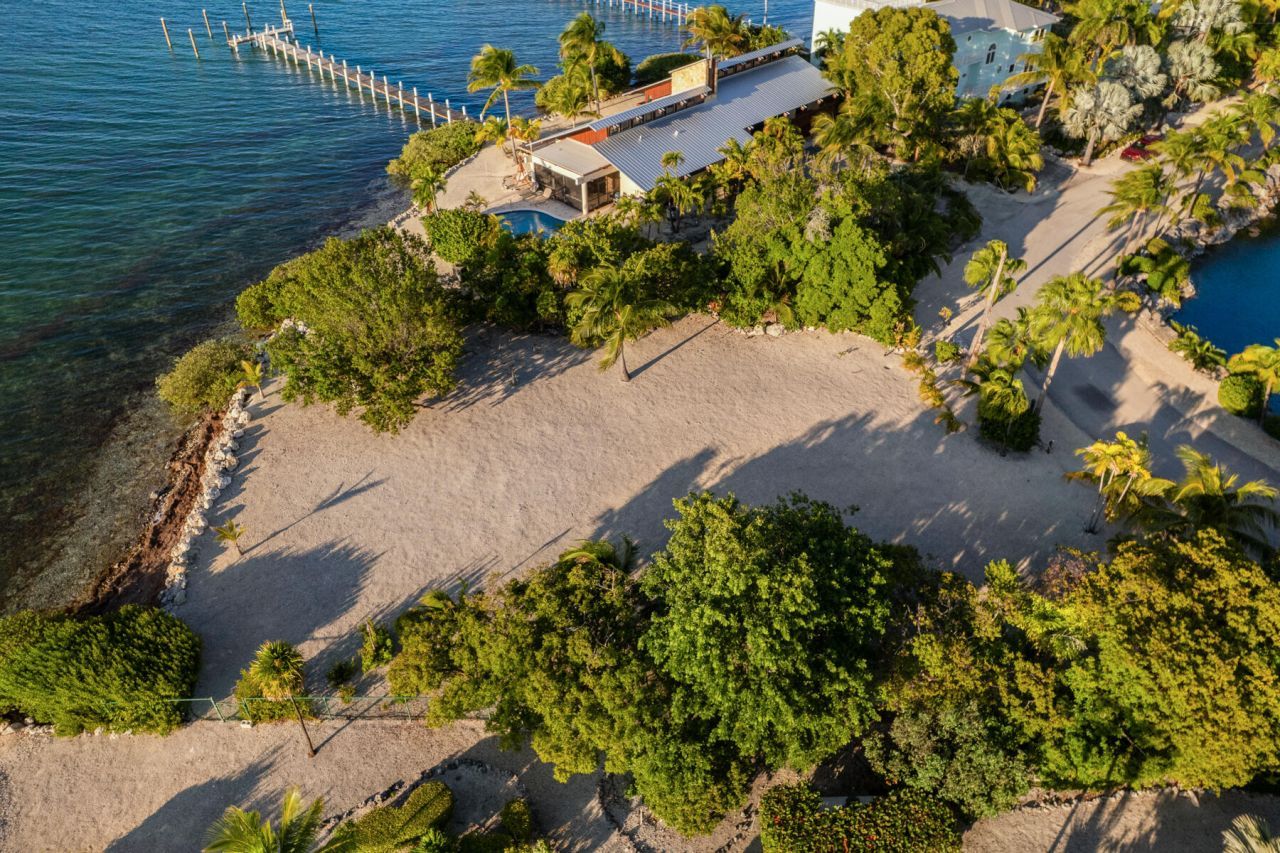 115 Windy Point Circle, Marathon, FL 33050 Photo