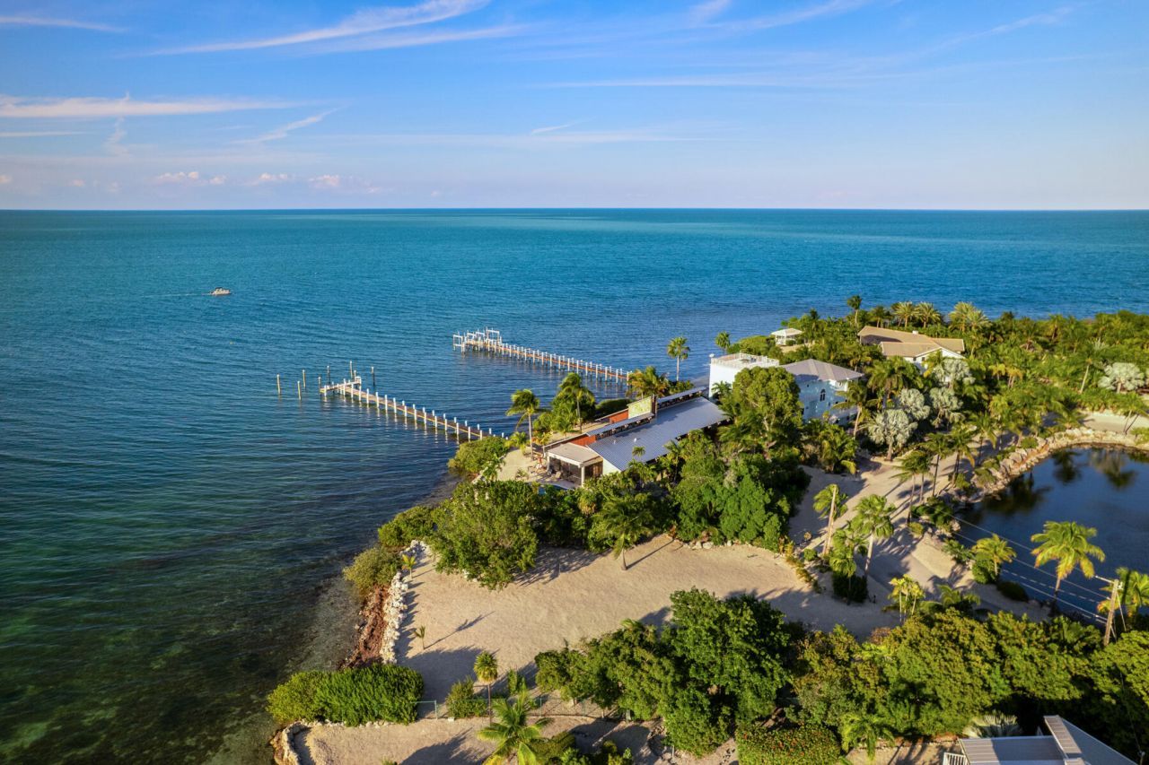 115 Windy Point Circle, Marathon, FL 33050 Photo