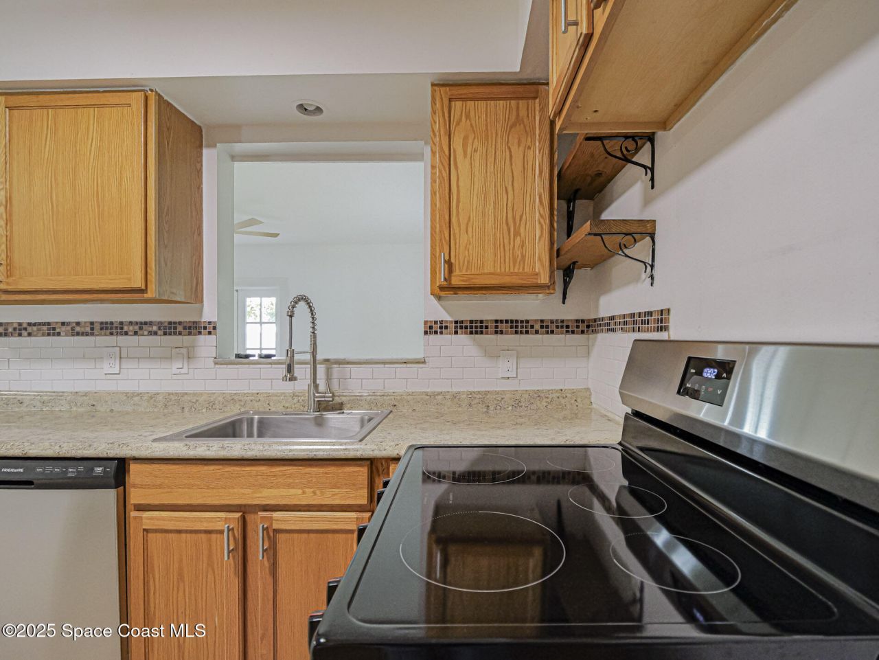 612 Bayharbor Terrace, Sebastian, FL 32958 Photo