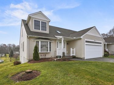 71 Hillside Village Drive, Unit 71, West Boylston, MA 01583