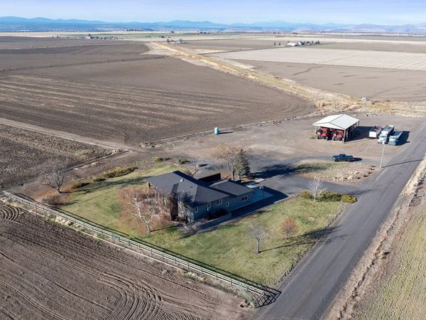 2490 NW Deschutes Drive, Madras, OR 97741