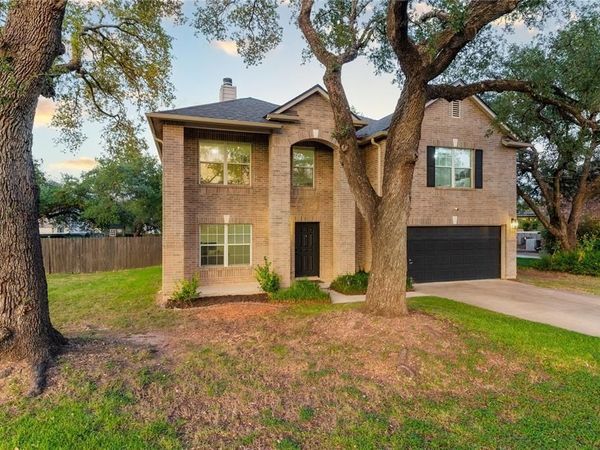 201 S Sumac LN, Georgetown, TX 78633