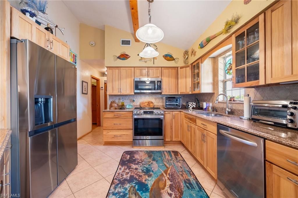 3374 York Rd, Saint James City, FL 33956 Photo