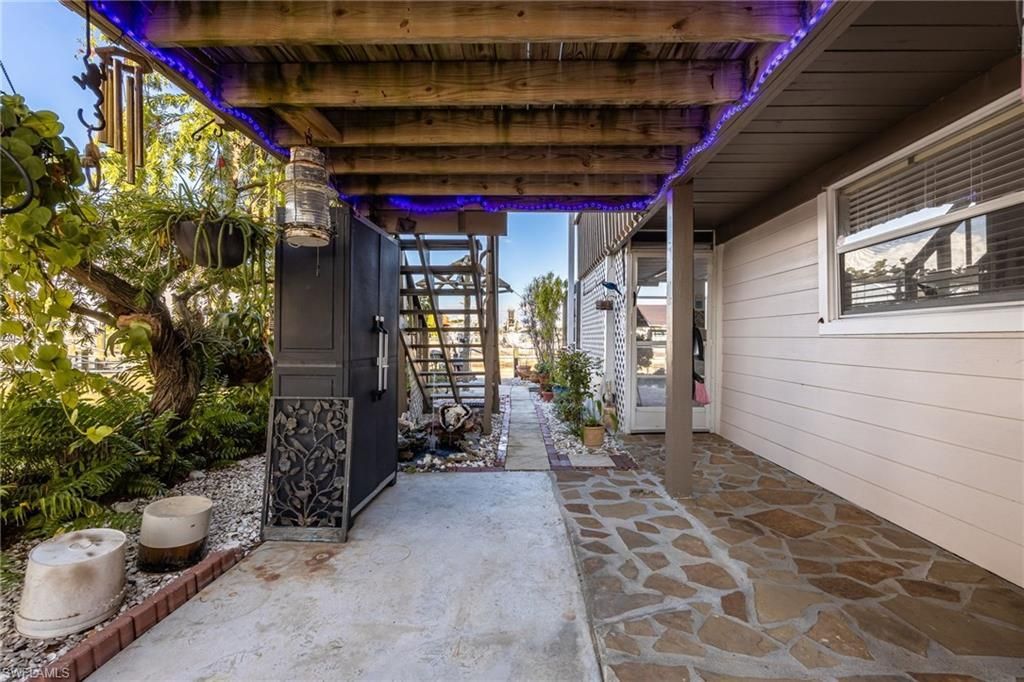 3374 York Rd, Saint James City, FL 33956 Photo