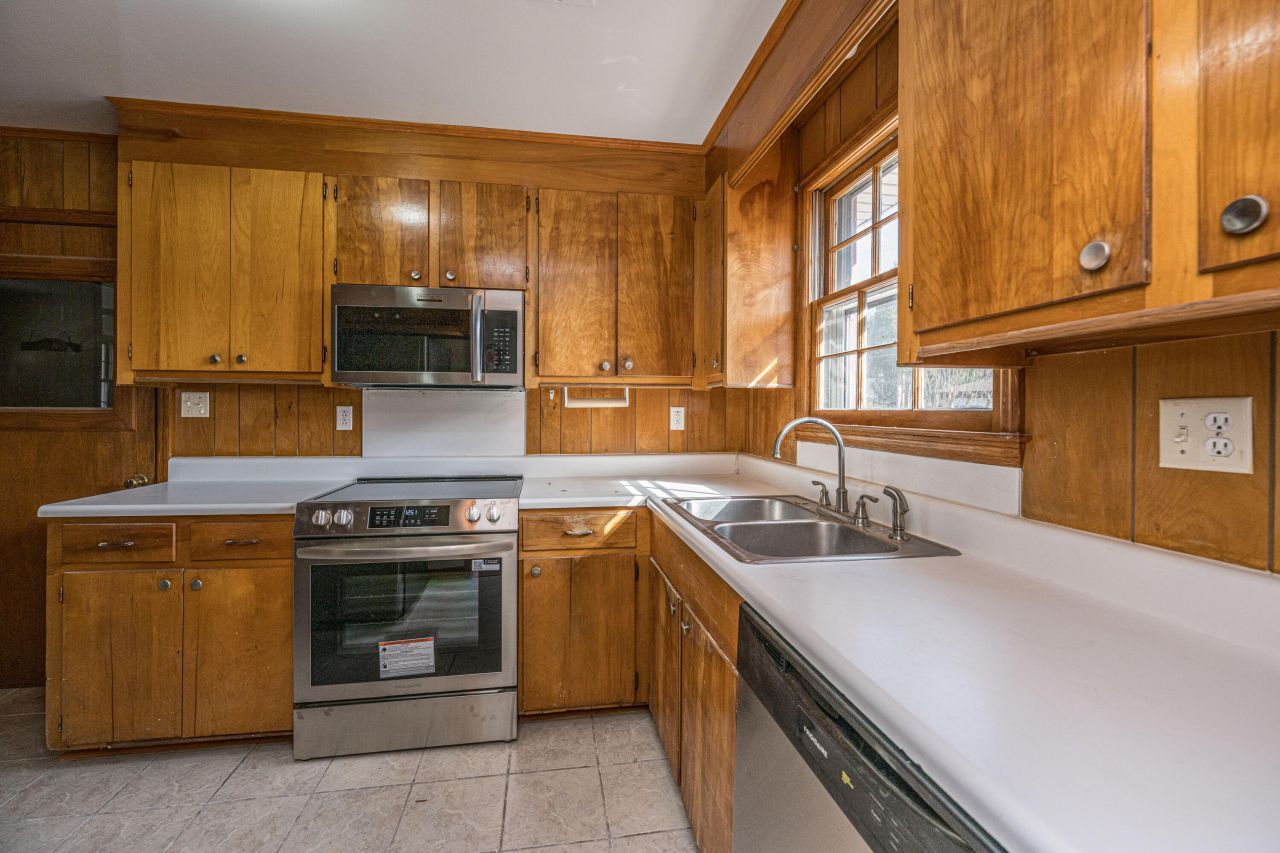 4408 Garwood Drive Photo 6