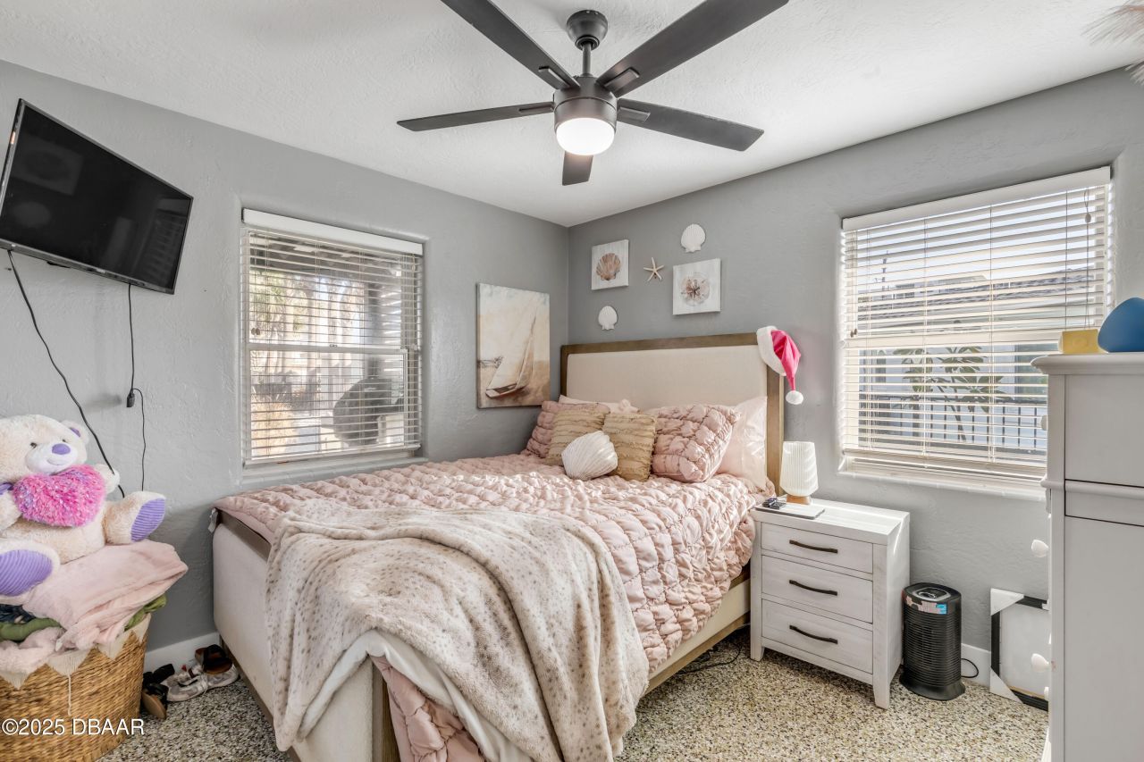 402 Lincoln Avenue, New Smyrna Beach, FL 32169 Photo