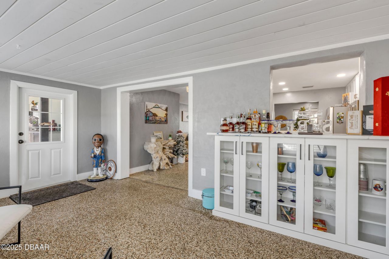 402 Lincoln Avenue, New Smyrna Beach, FL 32169 Photo