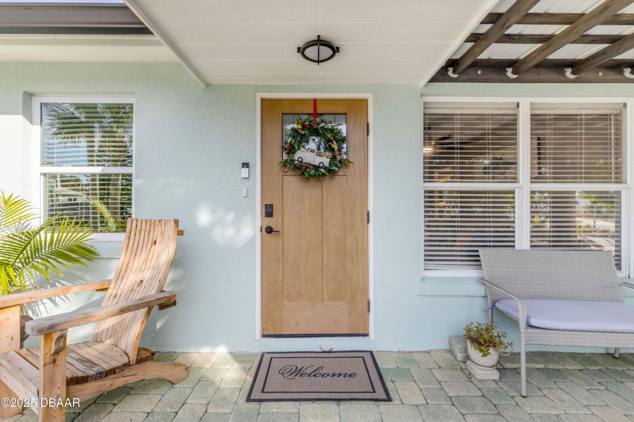 402 Lincoln Avenue, New Smyrna Beach, FL 32169 Photo