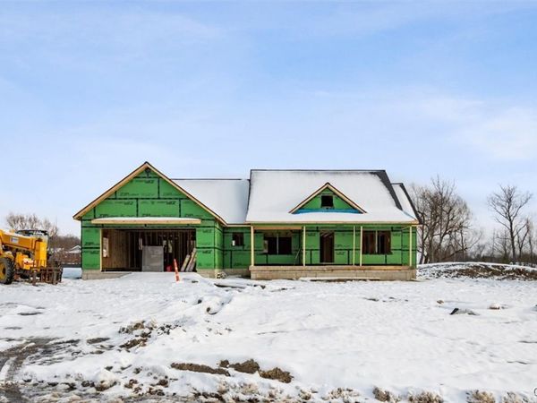 104 Stonebrooke Drive, Marcy, NY 13403