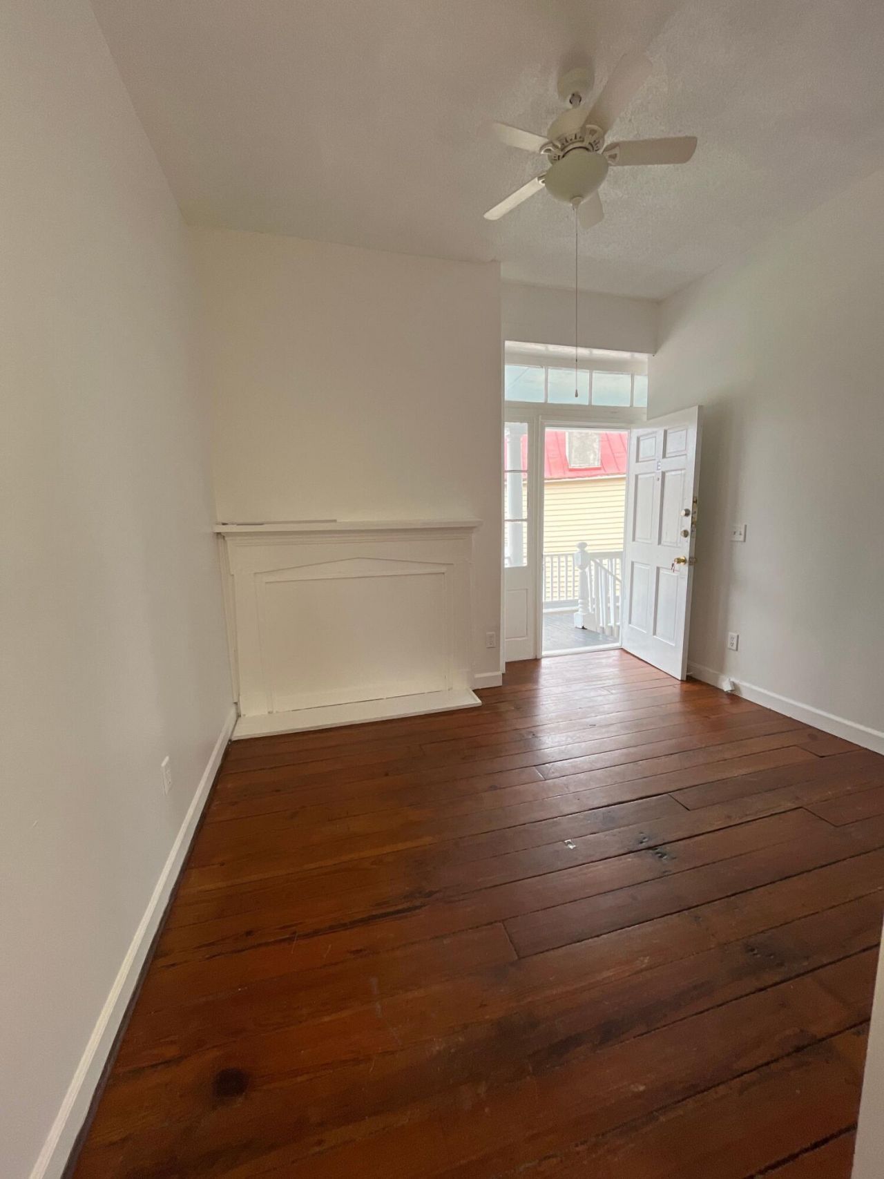 126 Alexander Street Photo 5