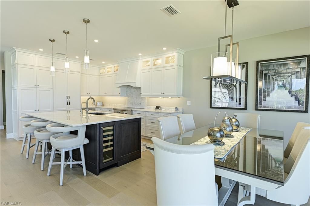 143 Barefoot Cir, Unit 5, Bonita Springs, FL 34134 Photo