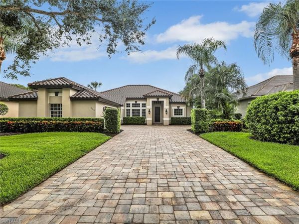 8983 Mustang Island CIR, NAPLES, FL 34113