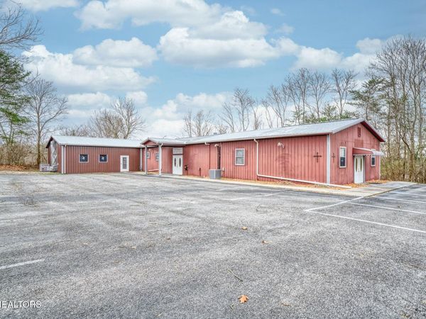 164 Oak Rd , Crossville, TN 38555