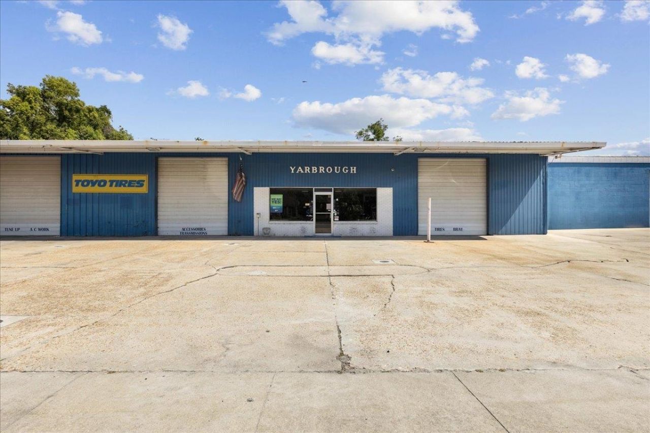 602 W Hampton Springs Avenue, Perry, FL 00000 Photo