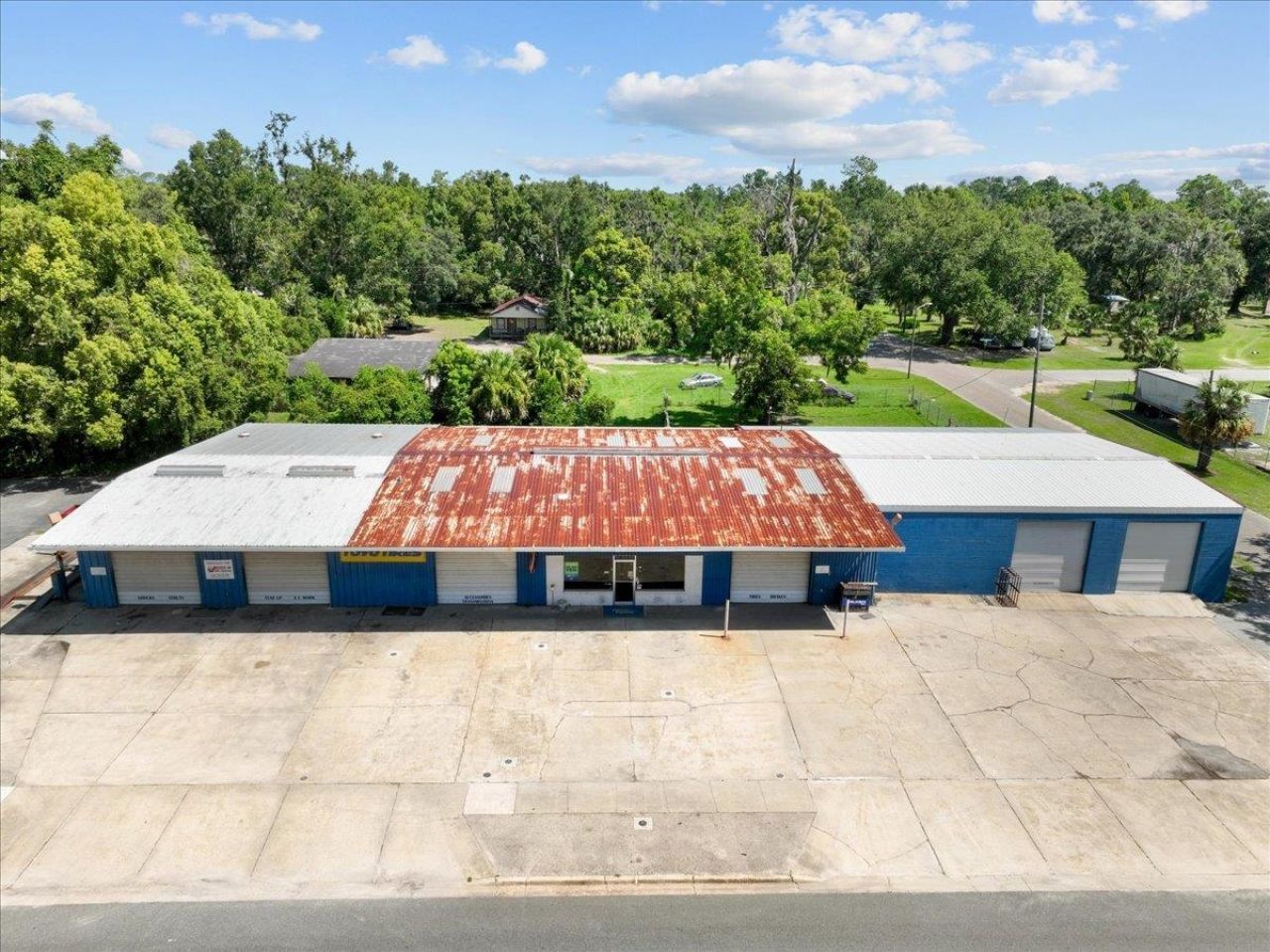 602 W Hampton Springs Avenue, Perry, FL 00000 Photo