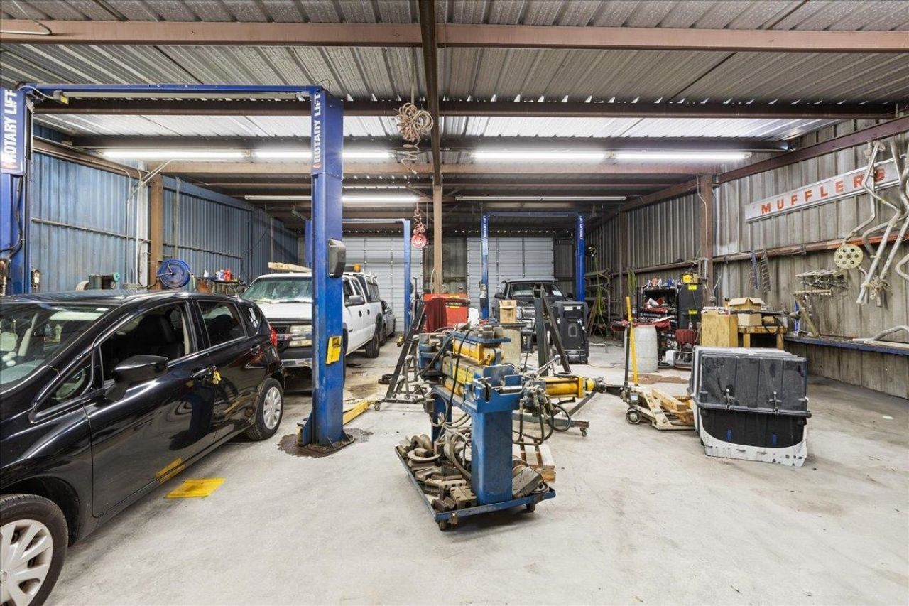 602 W Hampton Springs Avenue, Perry, FL 00000 Photo