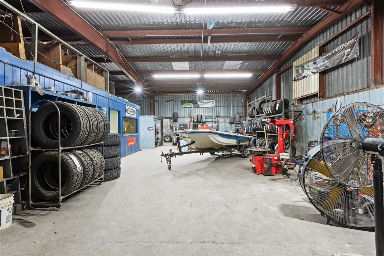 602 W Hampton Springs Avenue, Perry, FL 00000 Photo