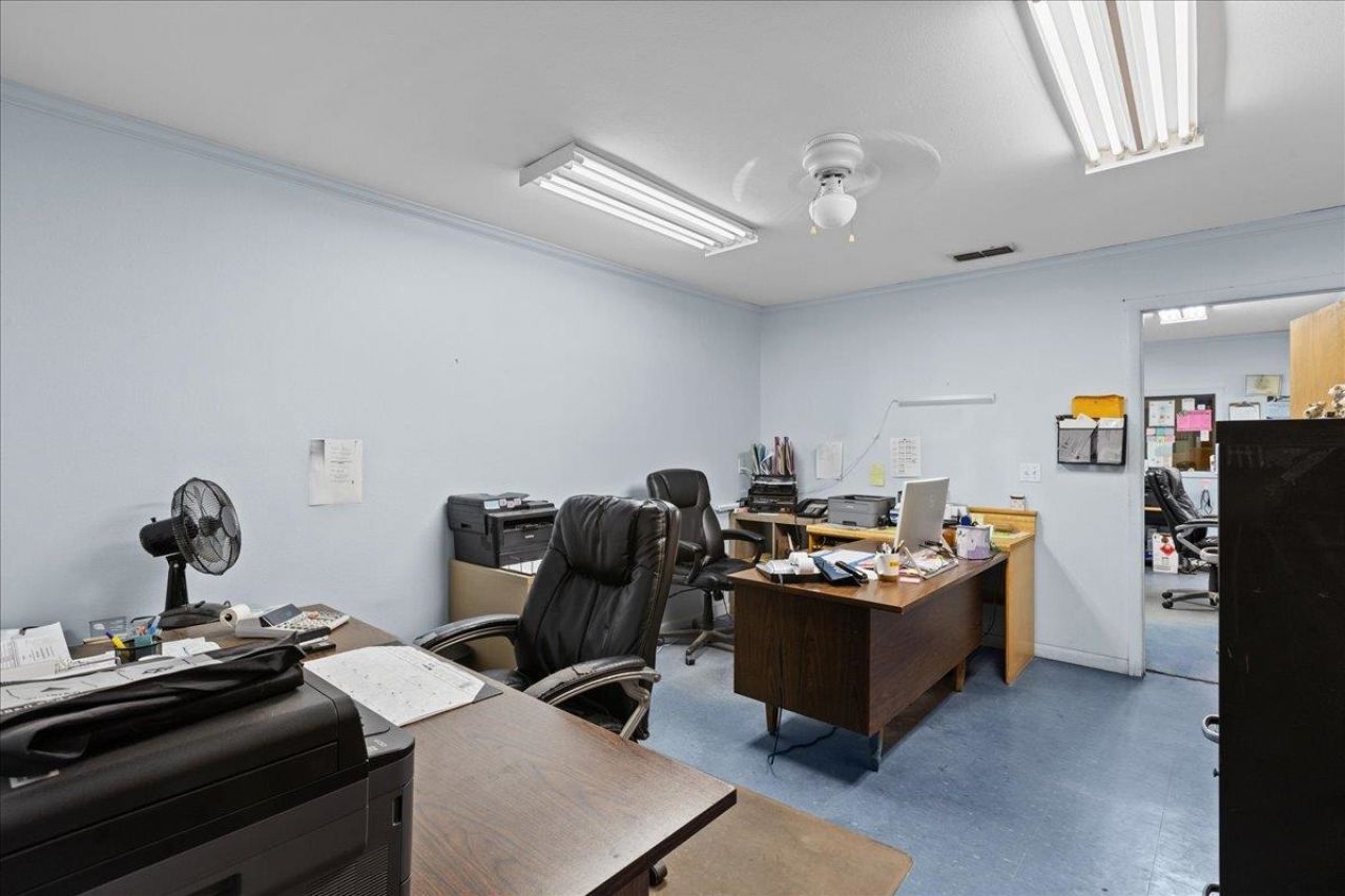 602 W Hampton Springs Avenue, Perry, FL 00000 Photo