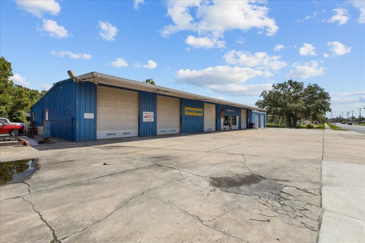 602 W Hampton Springs Avenue, Perry, FL 00000 Photo