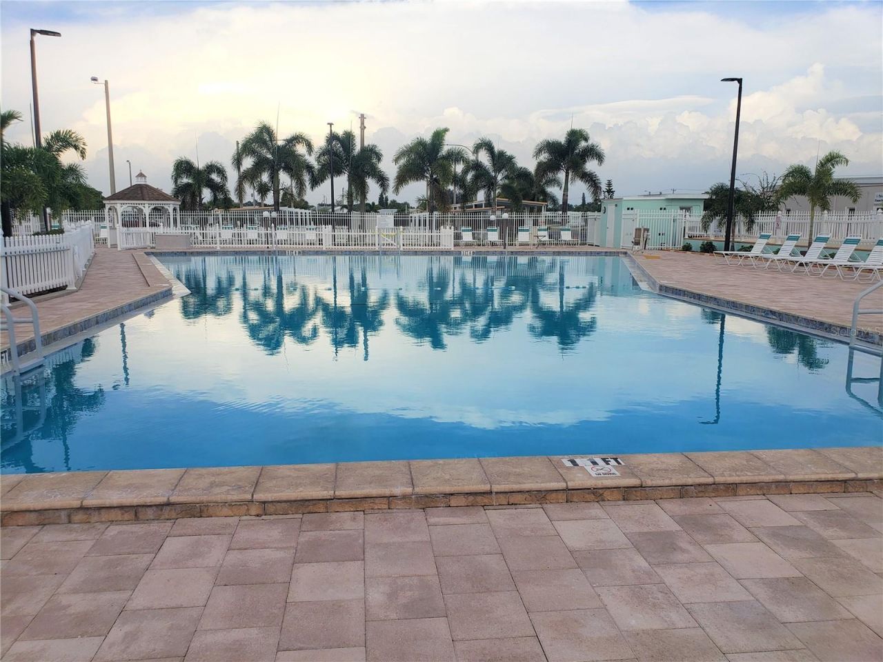 5025 Brae Burn Avenue, Sarasota, FL 34234 Photo