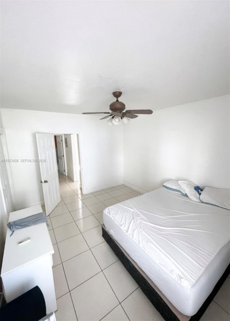 6895 Byron Ave, Unit 207, Miami Beach, FL 33009 Photo