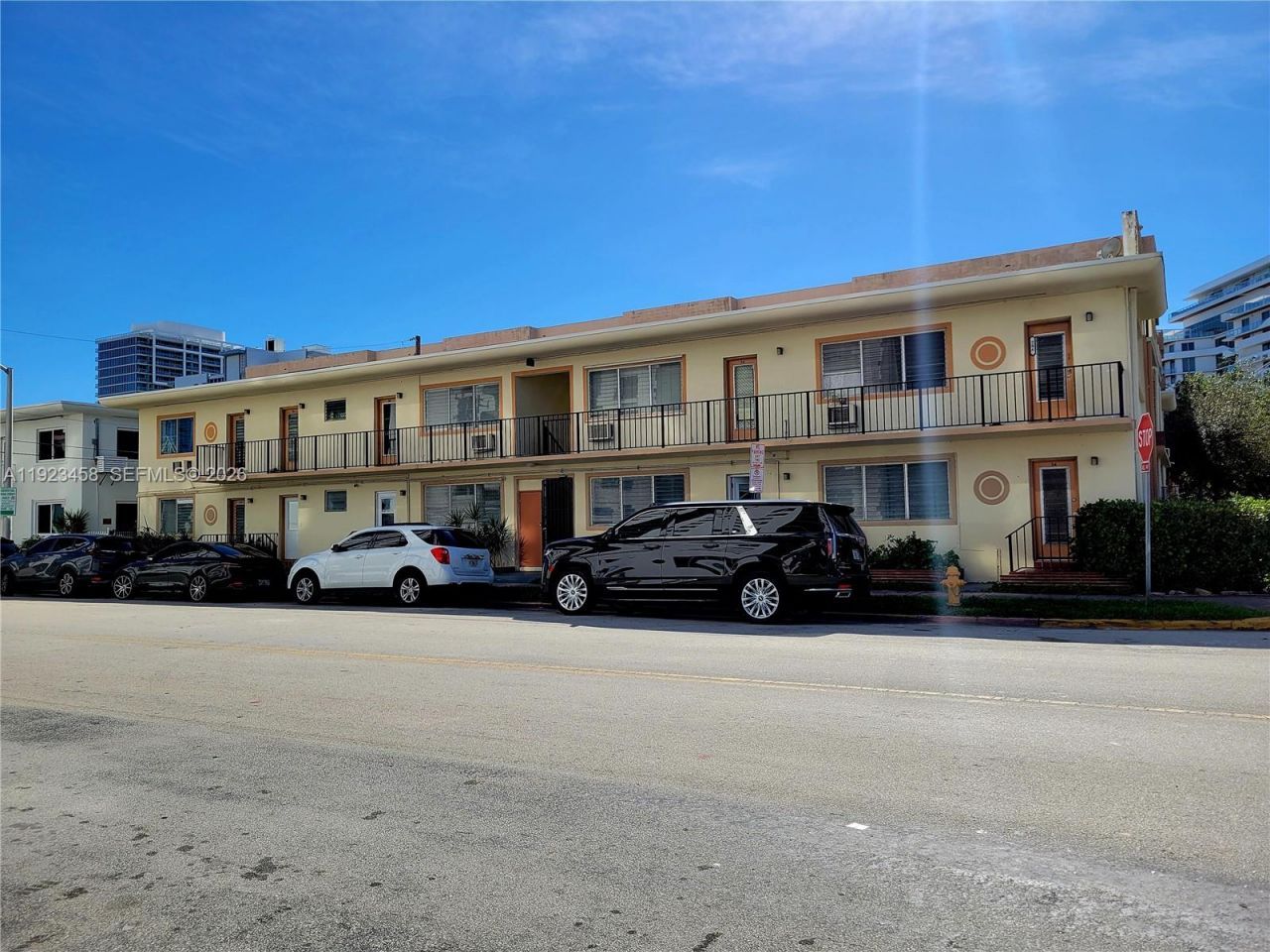 6895 Byron Ave, Unit 207, Miami Beach, FL 33009 Photo