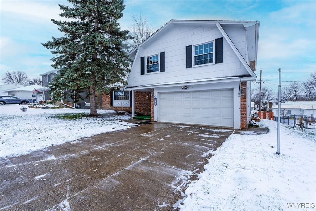 144 Windmill Road, Buffalo, NY 14218 Main Photo