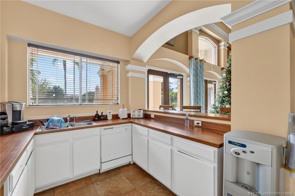 221 SW Palm Drive, Unit 104, Port Saint Lucie, FL 34986 Photo