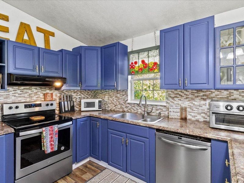 28 Lloyd Drive, North Lewisburg, OH 43060 Photo 8