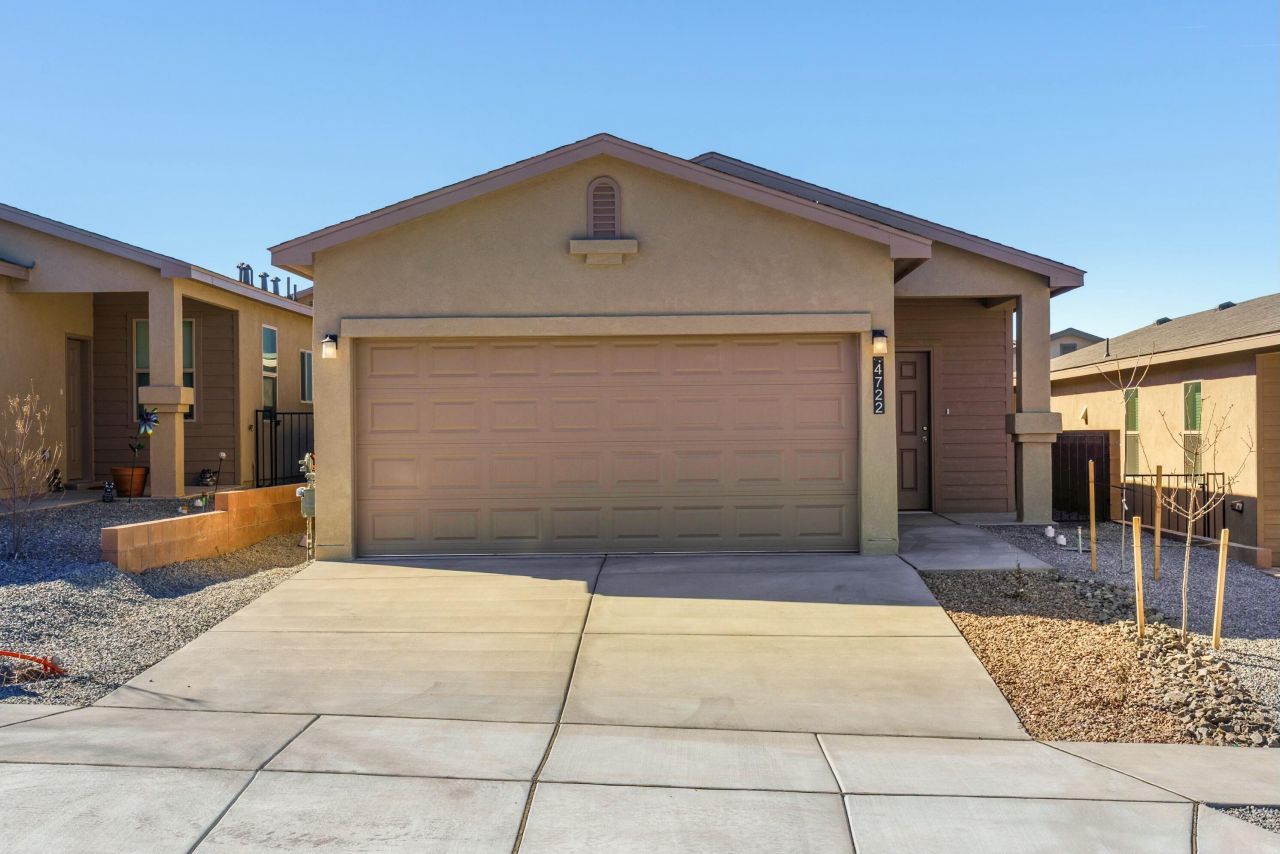 4722 Grizzly Peak Road Ne, Rio Rancho, NM 87144 Main Photo
