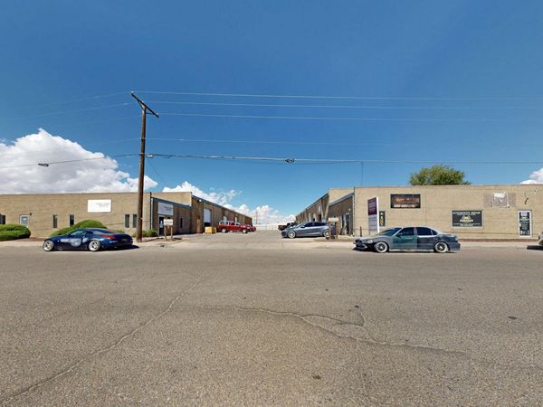 2105 Aztec Road NE, Albuquerque, NM 87107