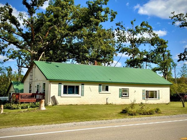 10511 S M-65, Lachine, MI 49753