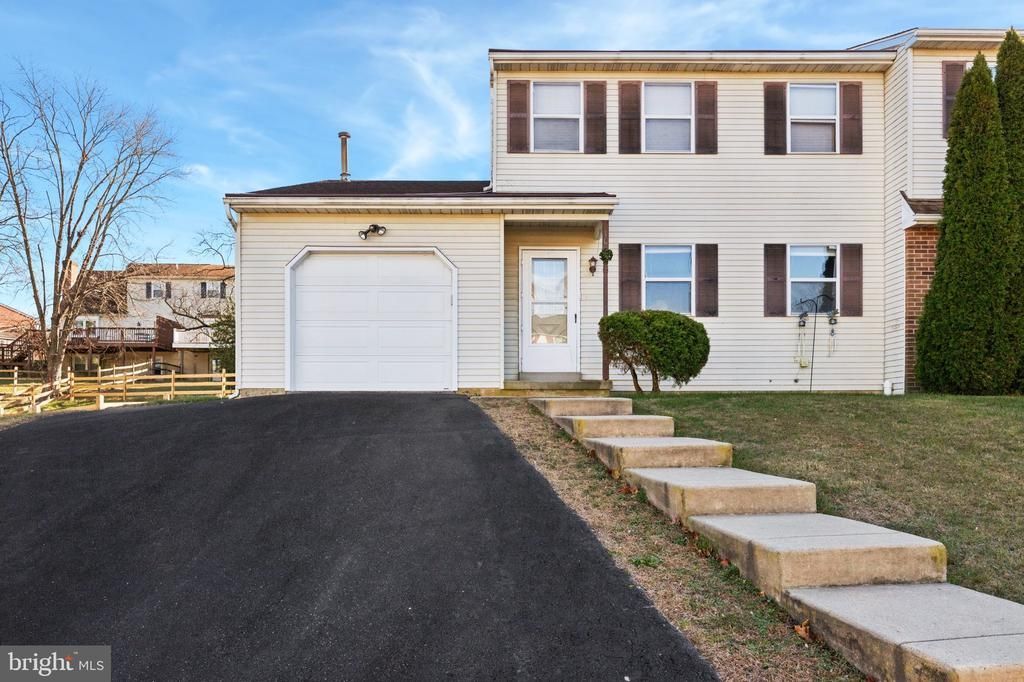 106 Stayman Drive, North Wales, PA 19454 Main Photo