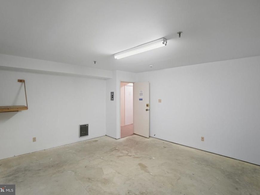 4990 Sentinel Drive, Unit 16-6, Bethesda, MD 20816 Main Photo