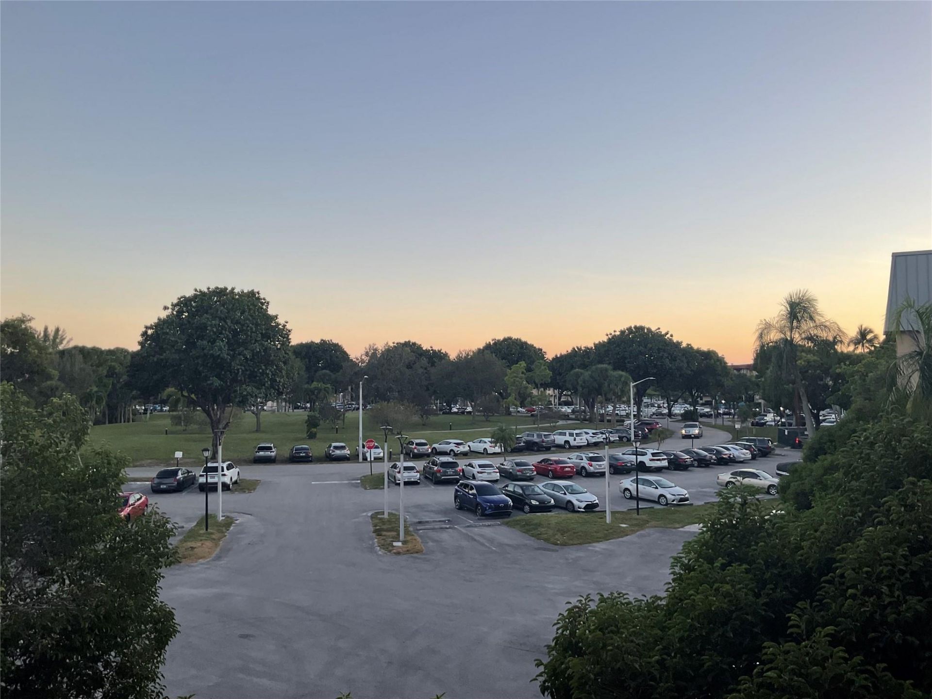 6201 N Falls Circle Drive, Unit 309, Lauderhill, FL 33319 Photo