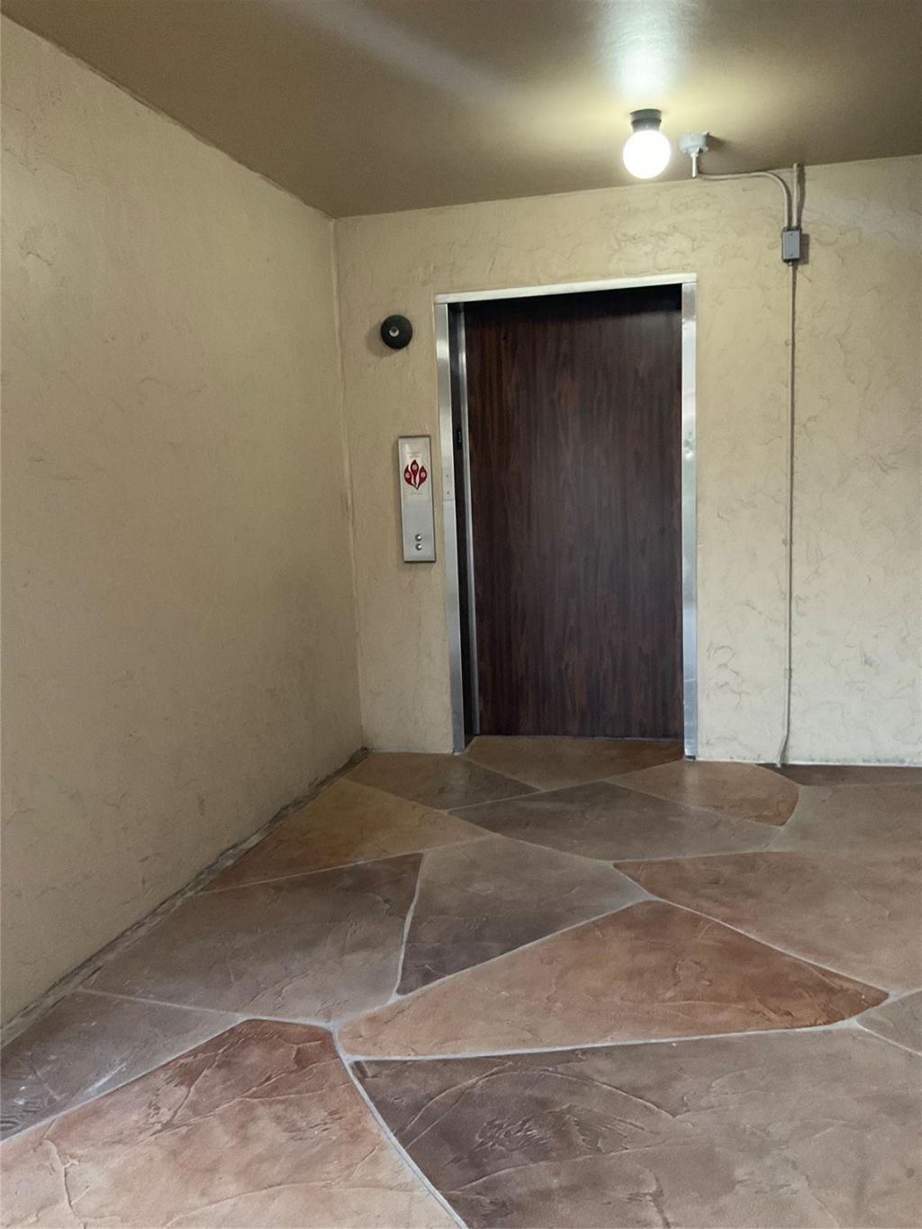 6201 N Falls Circle Drive, Unit 309, Lauderhill, FL 33319 Photo