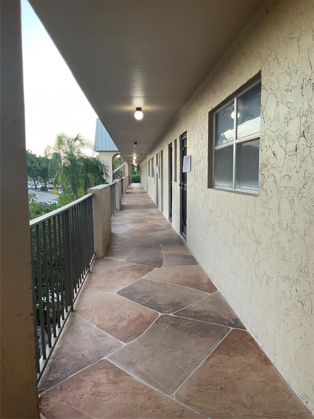 6201 N Falls Circle Drive, Unit 309, Lauderhill, FL 33319 Photo