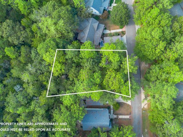 5 Stoneridge North, Hattiesburg, MS 39402