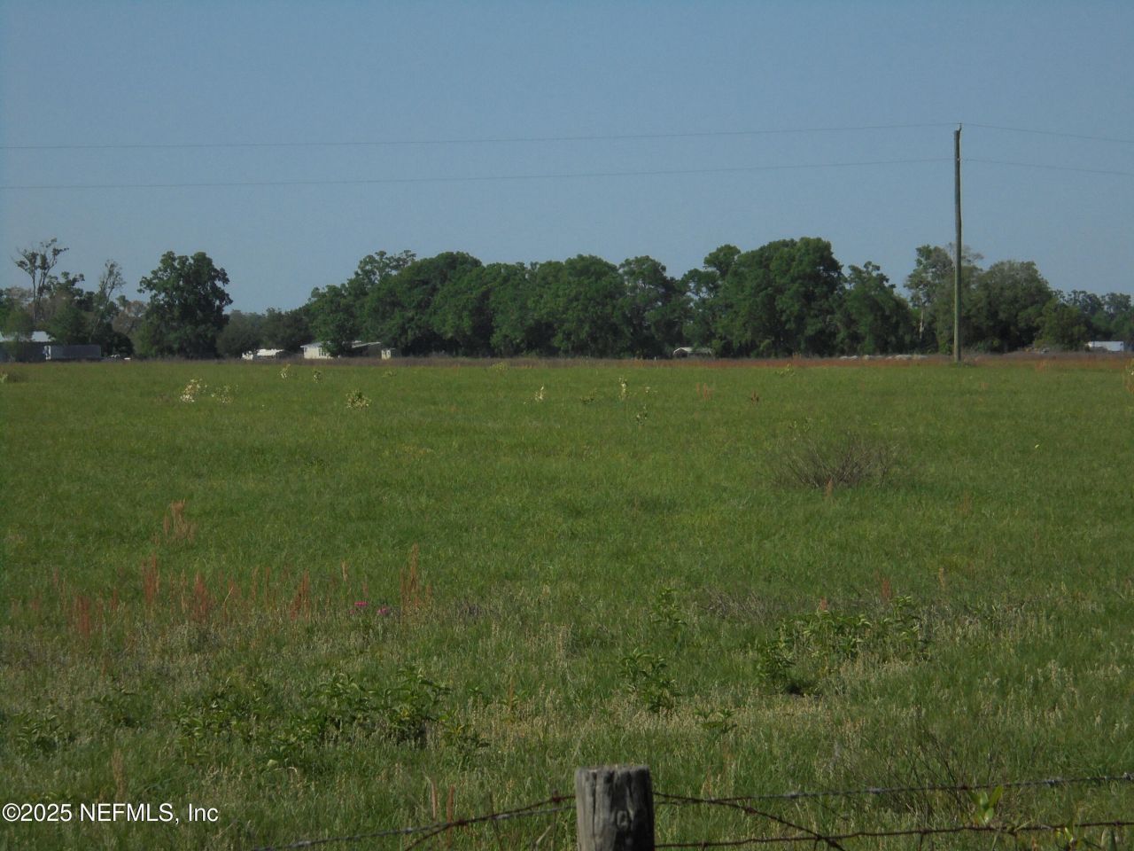 8516 240 Street, O'brien, FL 32071 Photo