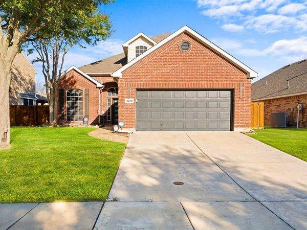 3220 Serpis, Grand Prairie, TX 75054