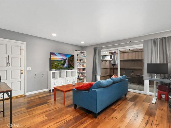 1094 Cabrillo Park, Unit A, Santa Ana, CA 92701