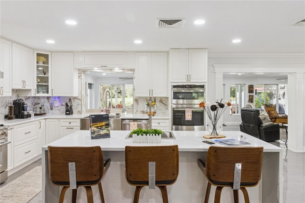 1950 Foxhollow Dr E, Auburndale, FL 33823 Photo