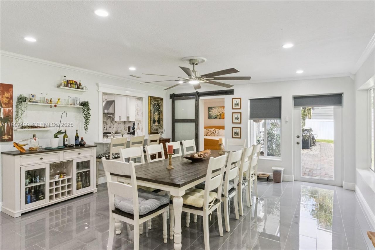 1950 Foxhollow Dr E, Auburndale, FL 33823 Photo